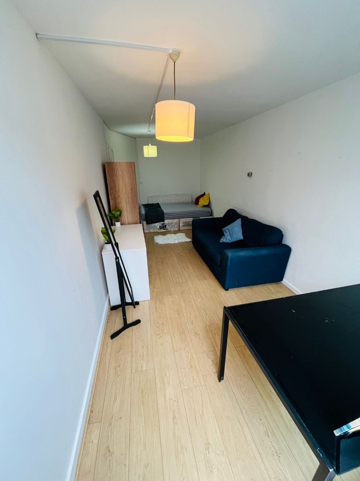 Room in a Shared Flat, Spacious Double Room In Paddington, W2, N1 7GU