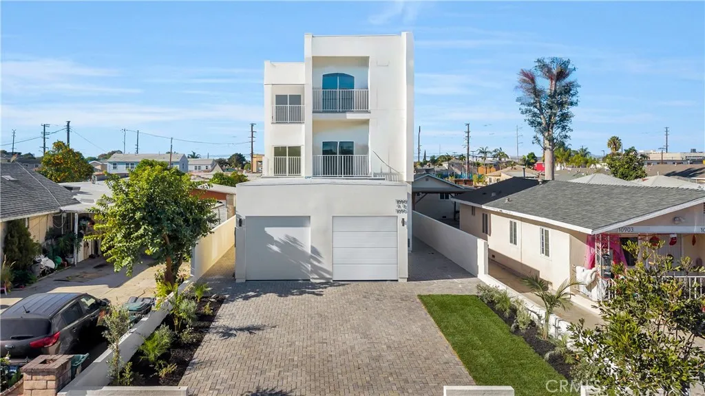 Additional image 2 of 10905 Dalerose Ave Unit B, Inglewood, CA 90304