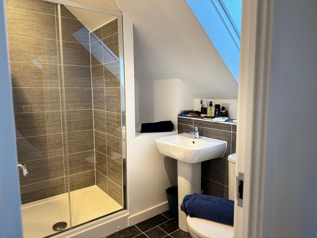 Additional image 14 of 4 bed flat for saleAldermans Drive, Peterborough PE3