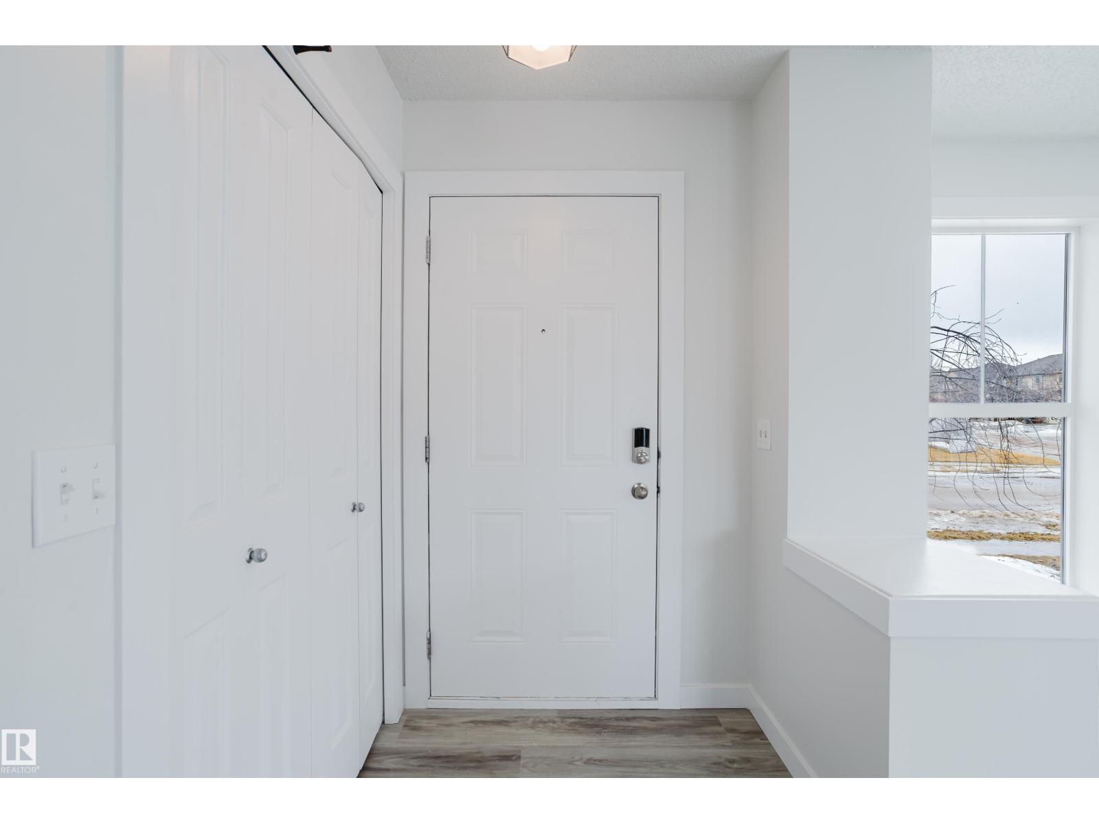 Additional image 6 of 5604 202 Street NW, Edmonton, AB, T6M0B3