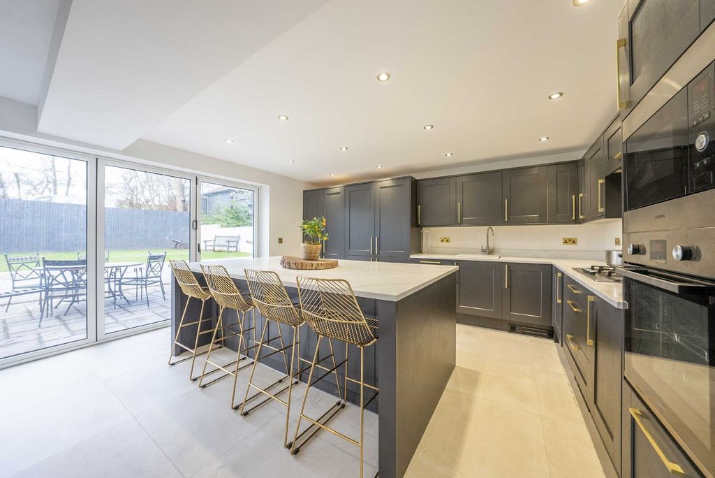 Additional image 3 of 5 bed detached house for saleOld Chepstow Road, Langstone NP18