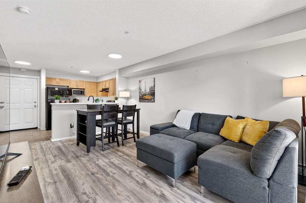 Additional image 5 of 8206-70 Panamount Drive NW, Calgary, AB, T3K 5Z1