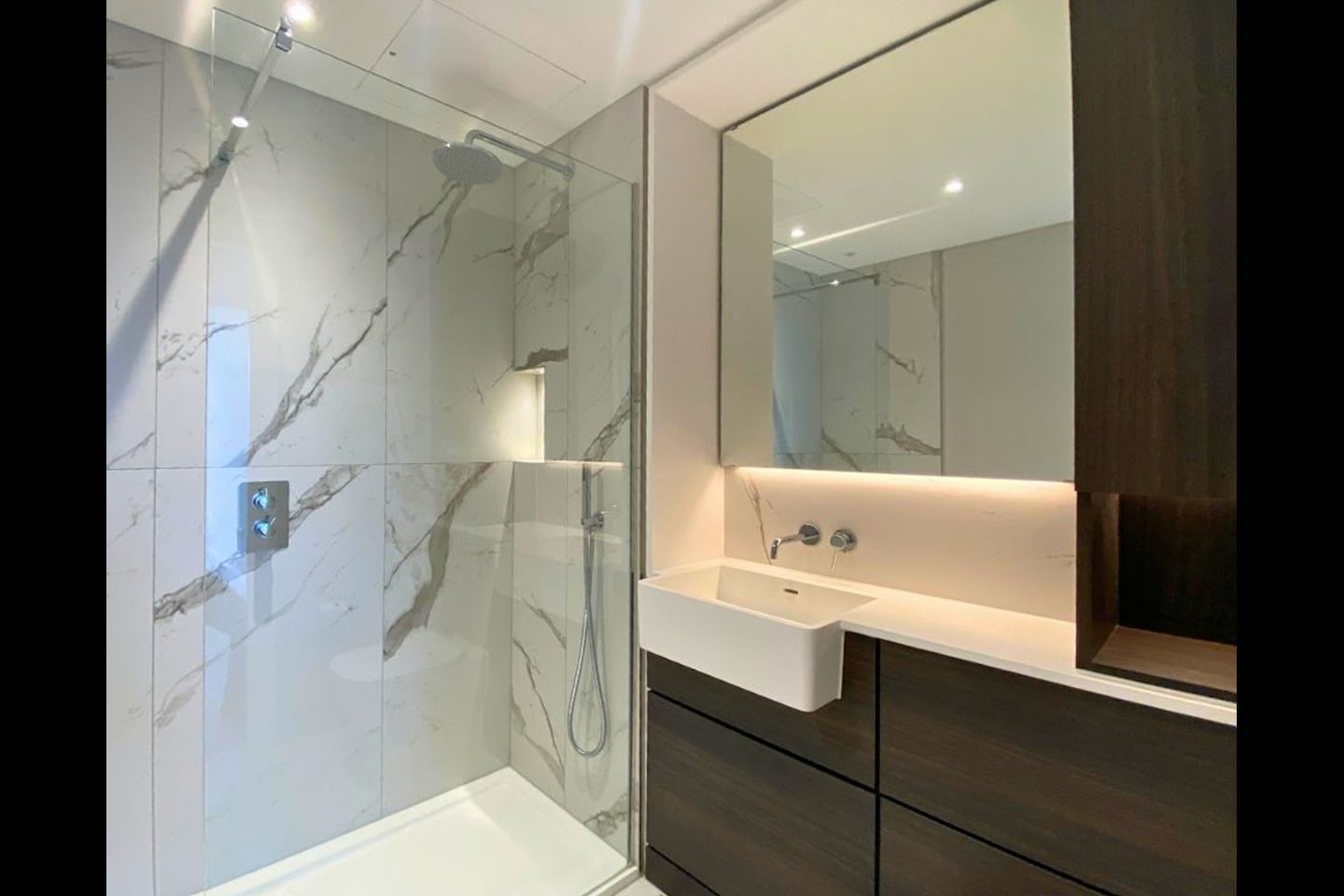 Additional image 6 of 3 Bed Flat, Gasholder Place, SE11, N1 7GU