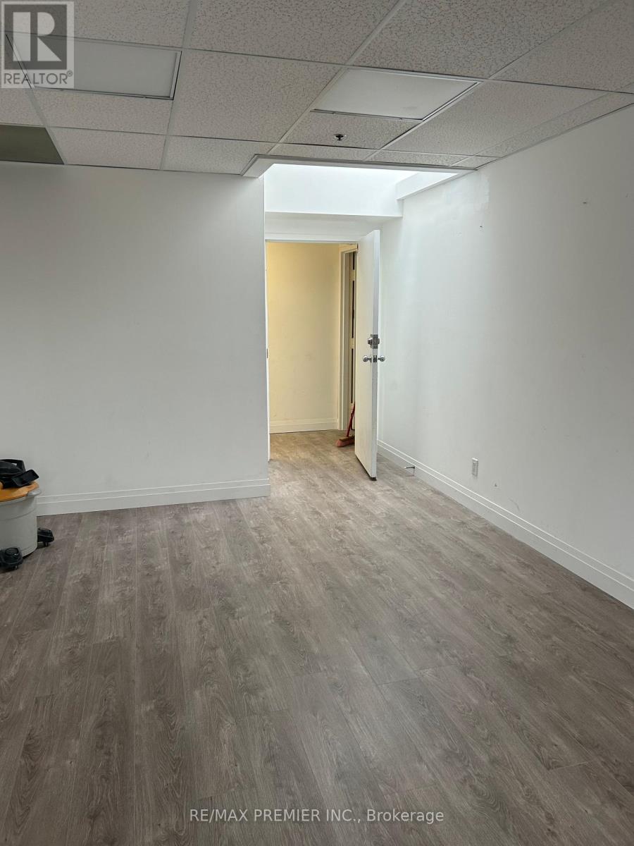 Additional image 4 of 136 Winges Road, Vaughan, ON, L4L6C3
