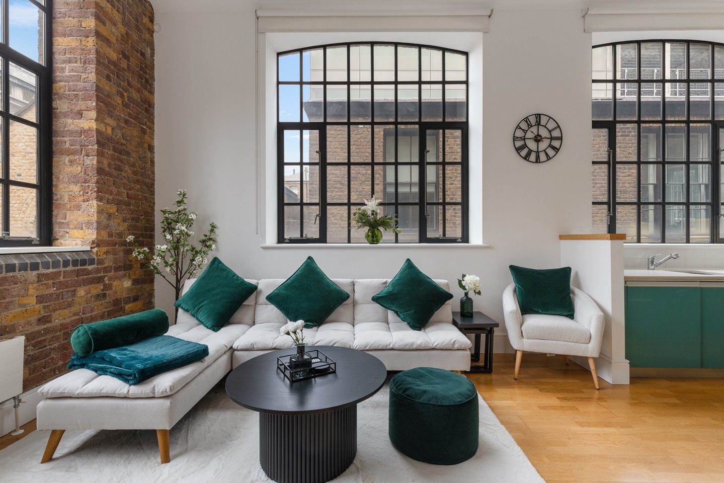 Additional image 7 of 2 Bed Flat, Albion Buildings, N1, N1 7GU