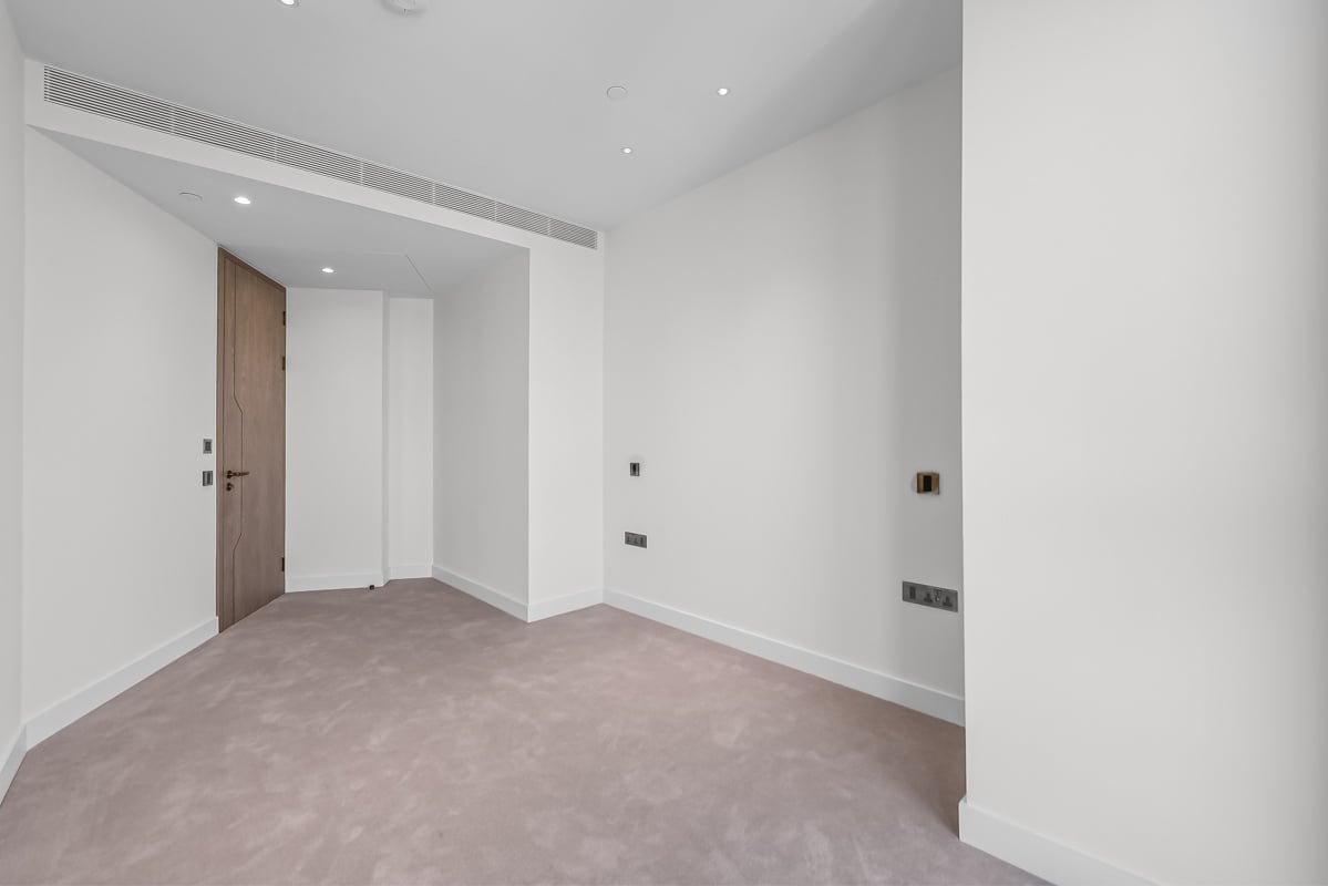 Additional image 7 of 2 Bed Flat, Nine Elms Lane, SW8, N1 7GU