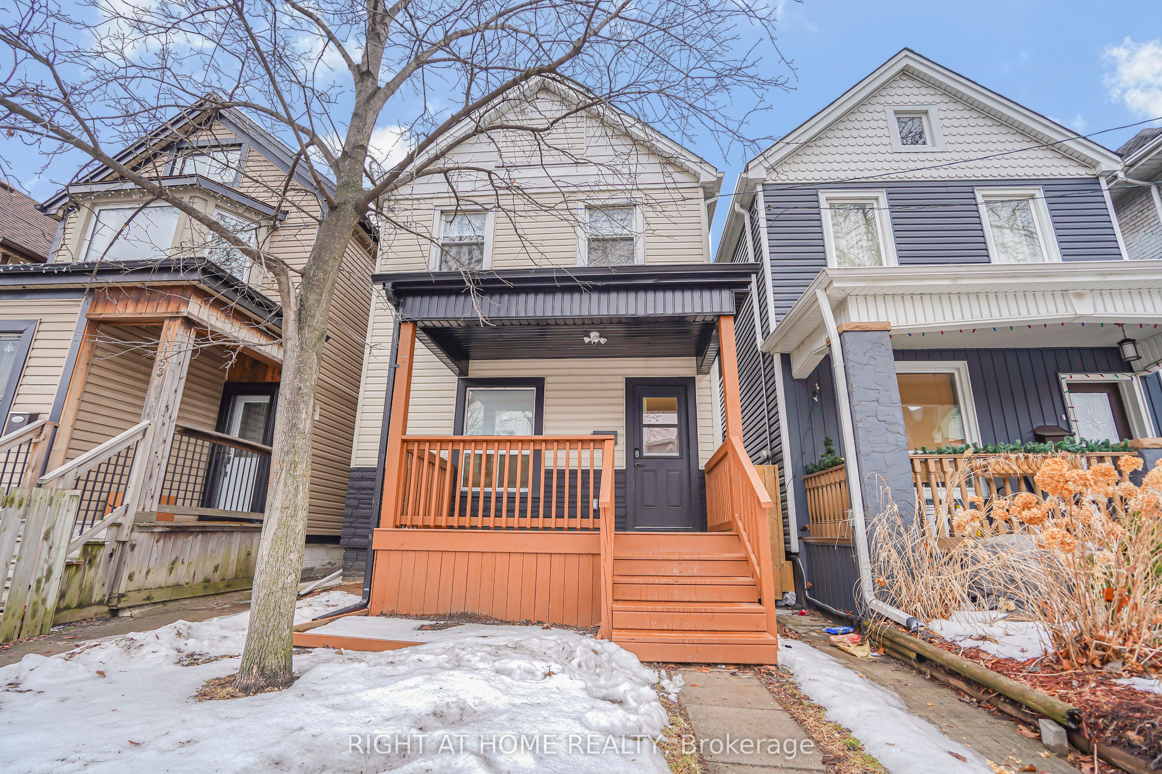 155 Avondale Street, Hamilton, ON, L8L 7C1