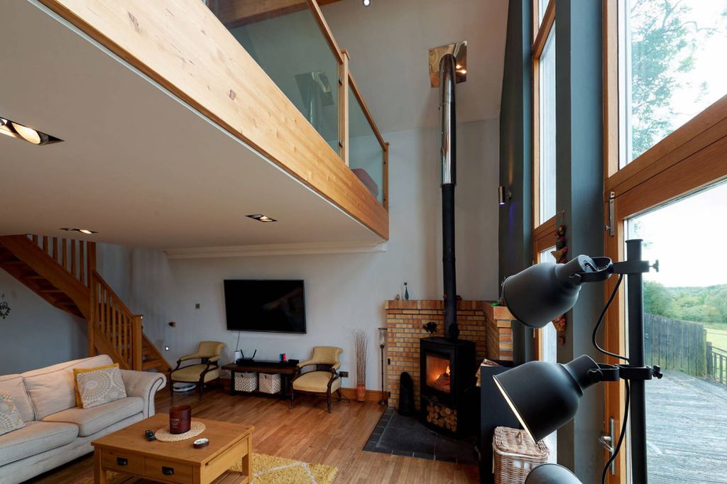 Additional image 4 of 6 bed semi-detached house for saleCoathill Steadings Stirling Road, Cumbernauld, Glasgow G67