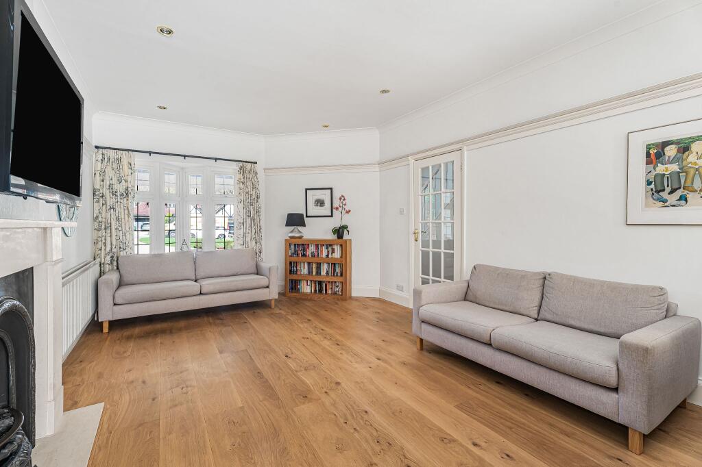 Additional image 9 of Georges Wood Road, Brookmans Park, AL9