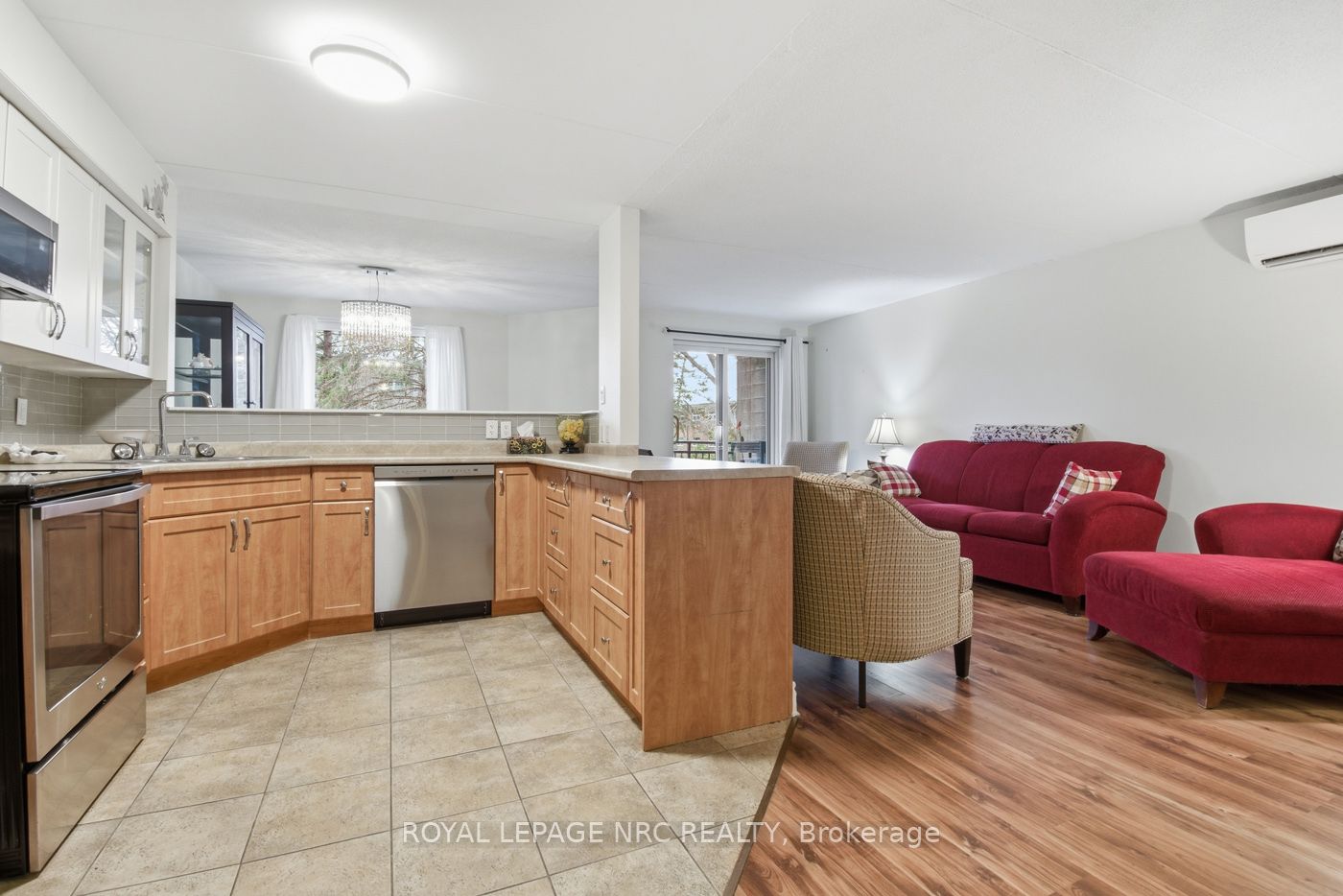 Additional image 4 of 217-4658 Drummond Road, Niagara Falls, ON, L2E 7E1