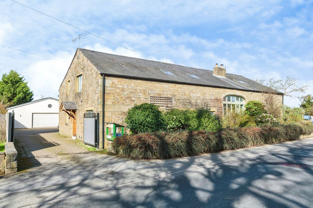 4 bed detached house for saleGarstang Road, Preston PR3