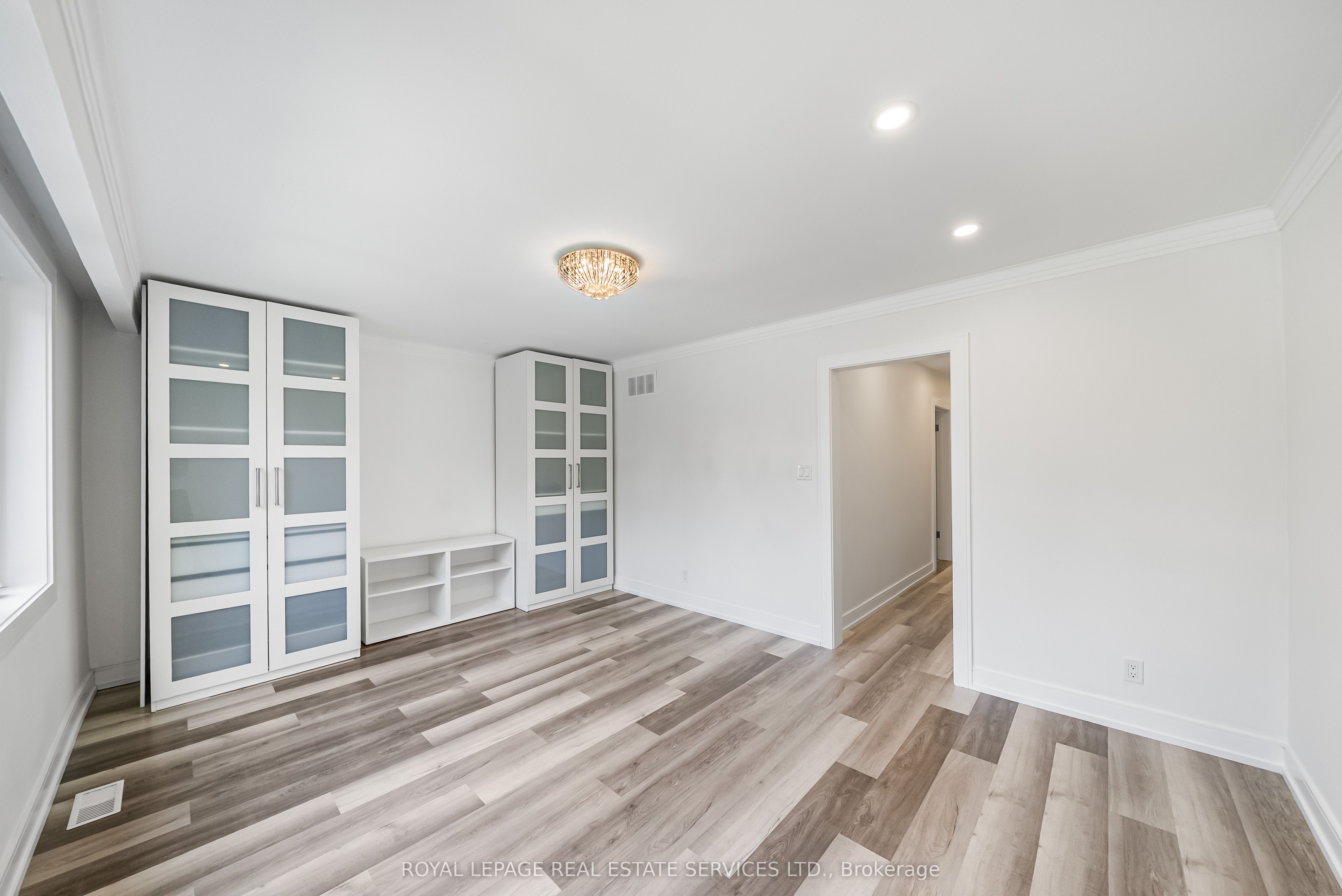 Additional image 5 of 2-50 Arcadian Circle, Toronto, ON, M8W 2Y9