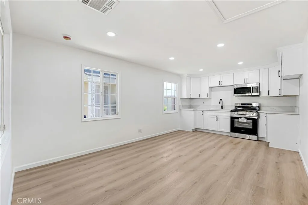 Additional image 32 of 10529 S Truro Ave, Inglewood, CA 90304