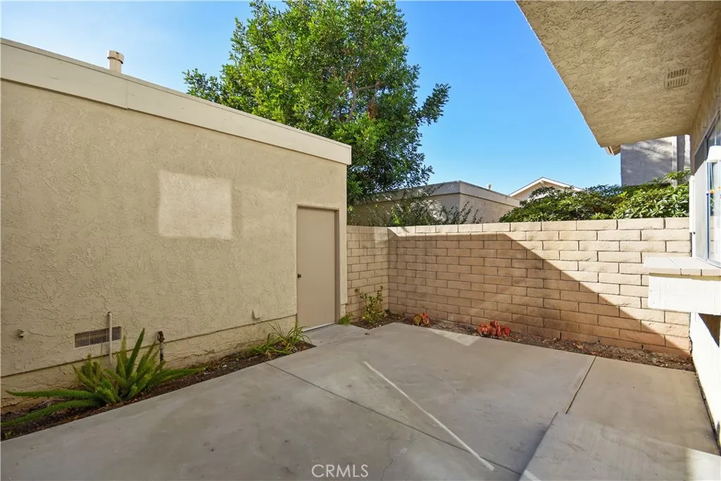 Additional image 8 of 11 Dragonfly, Irvine, CA 92604