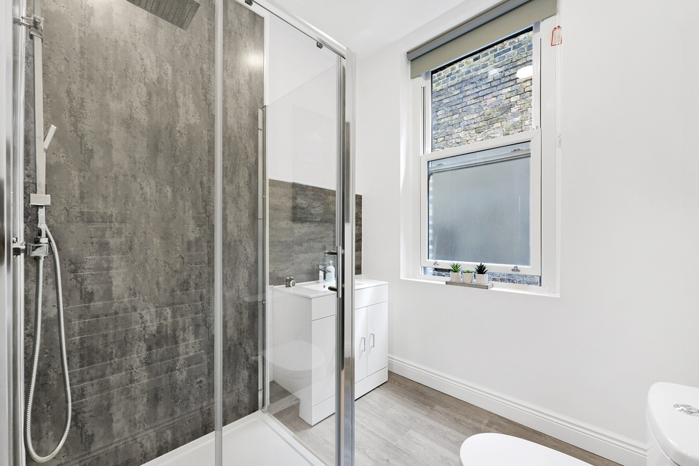 Additional image 12 of 2 Bed Flat, Rivington Street, EC2A, N1 7GU