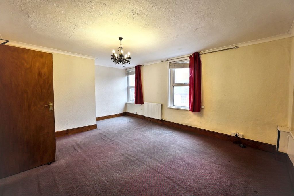 Additional image 8 of 3 bed flat for sale47 Free Street, Brecon, Powys LD3