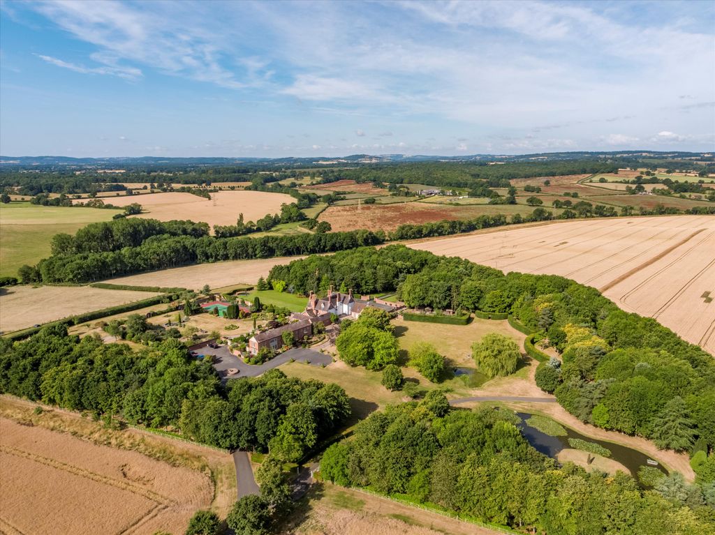 11 bed farm for saleHolt, Worcester, Worcestershire WR6