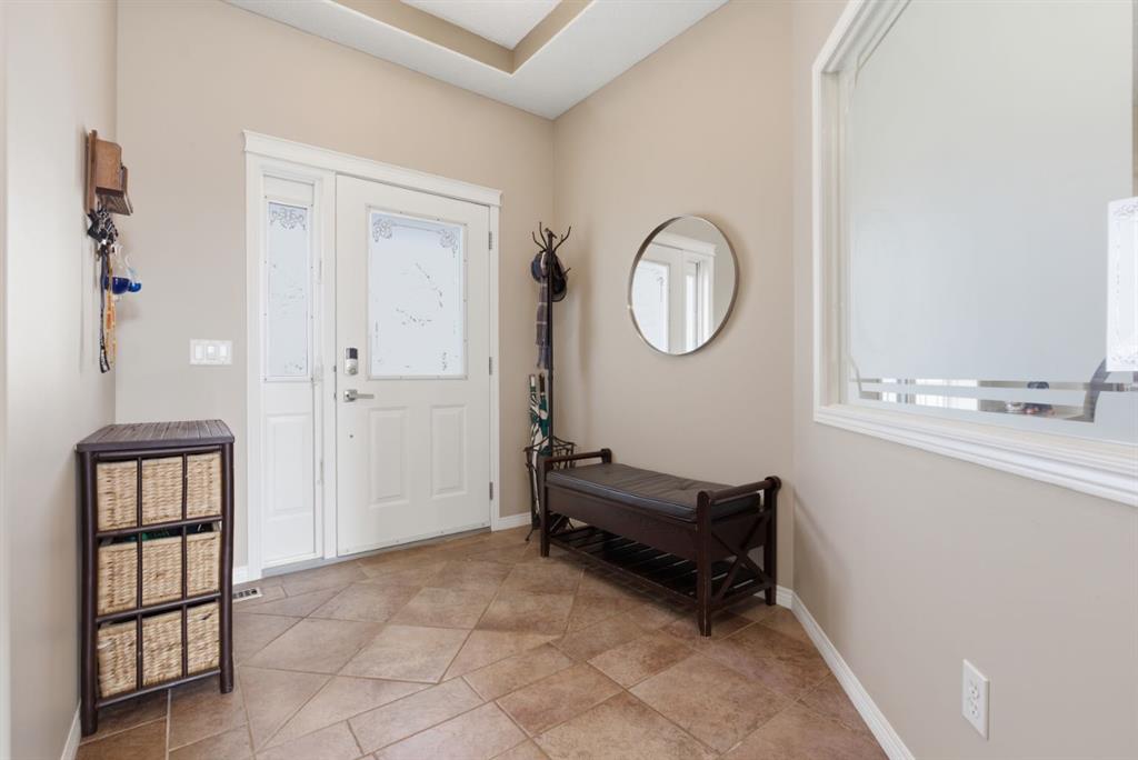 Additional image 3 of 283 Springmere Link, Chestermere, AB, T1X 1P1