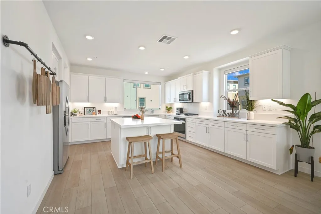 Additional image 52 of 27586 Manzanita Way, Valencia, CA 91381