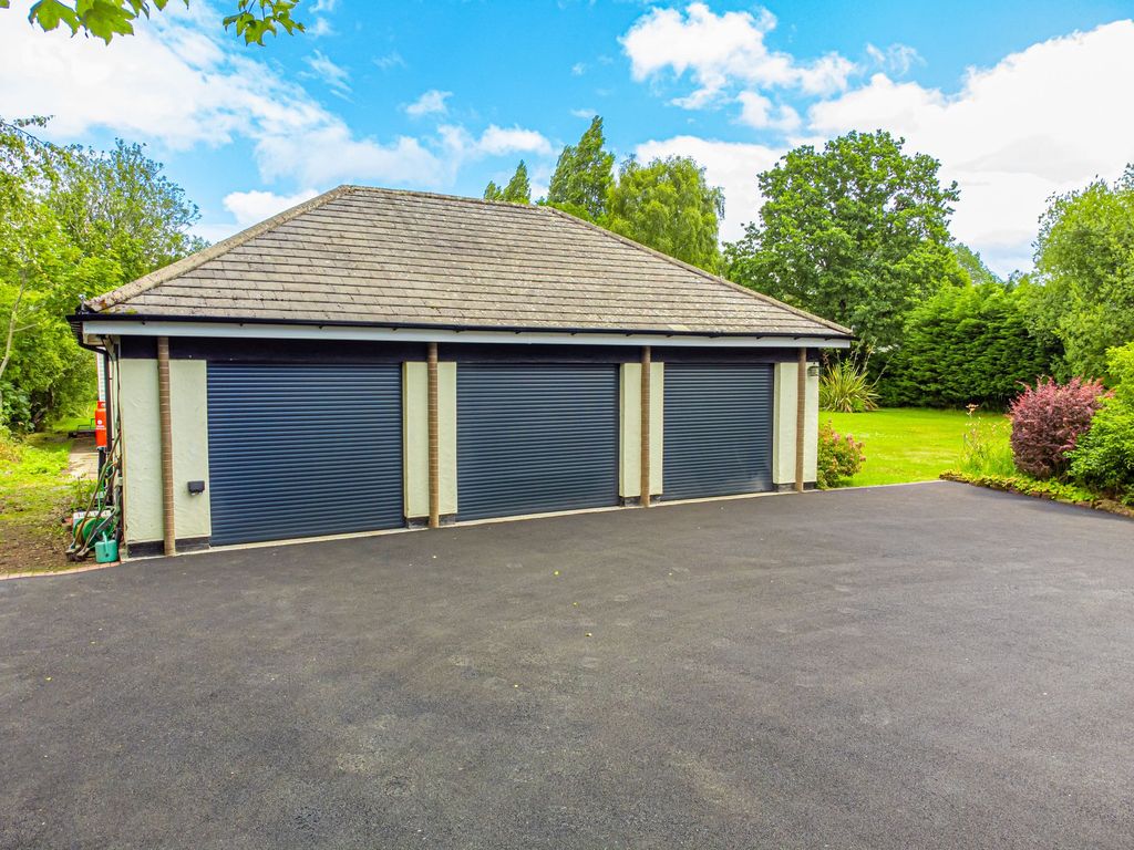 Additional image 28 of 4 bed detached house for saleColumn Road, Wirral CH48