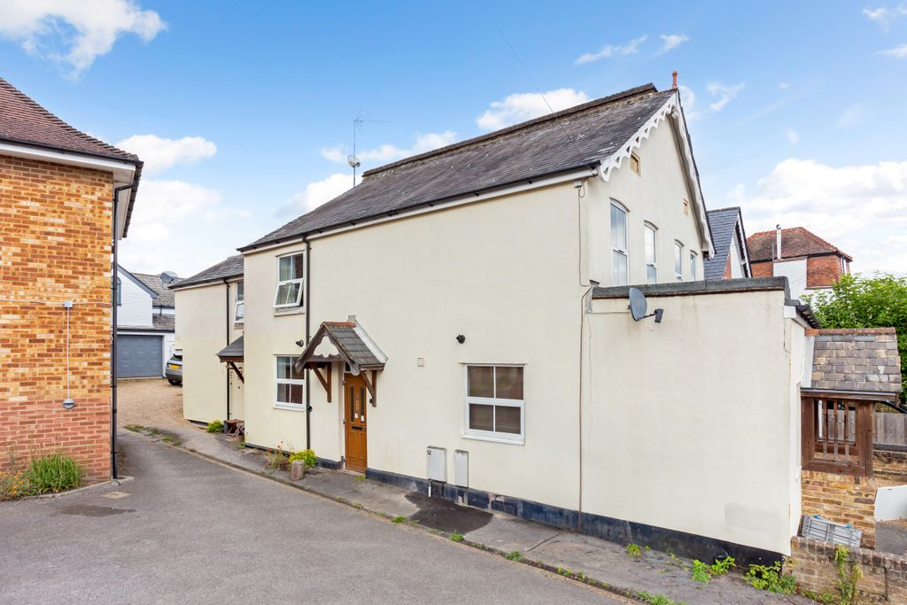 3 bed flat for saleUpper Village Road, Ascot SL5