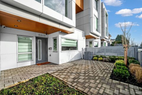 Additional image 8 of 5605 Rumble Street, Burnaby, BC, V5J 2C3