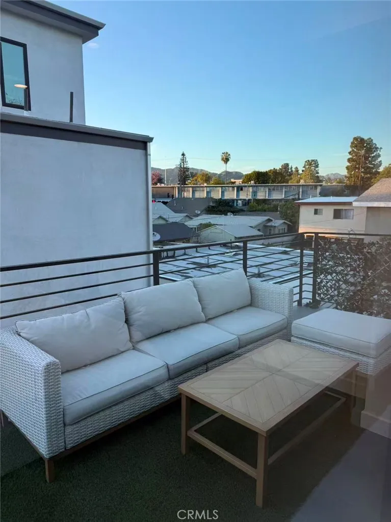 Additional image 37 of 1205 Manzanita St, Silver Lake, CA 90029