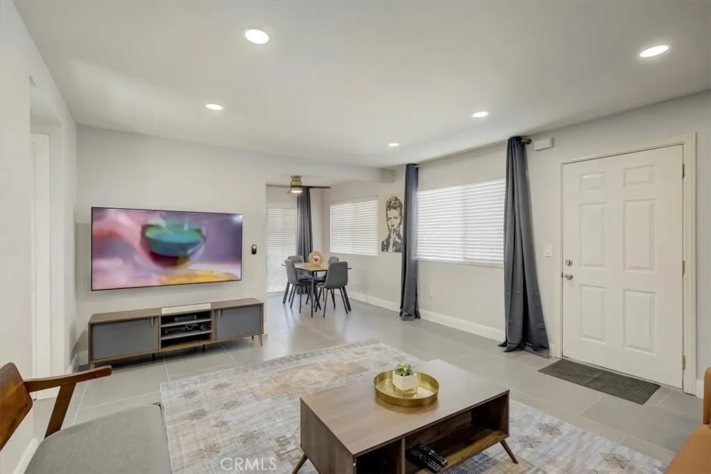 Additional image 49 of 16562 Regina Cir Unit 4, Huntington Beach, CA 92649
