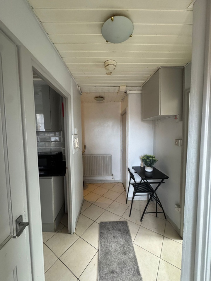 Additional image 4 of Room in a Shared House, Chicksand House, E1, E1 5LH