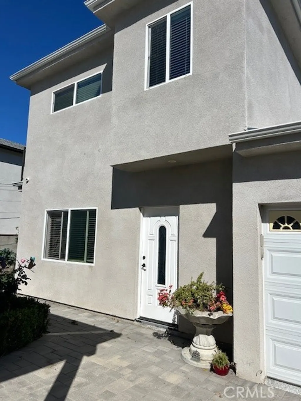Additional image 2 of 17647 Hamlin St, Lake Balboa, CA 91406
