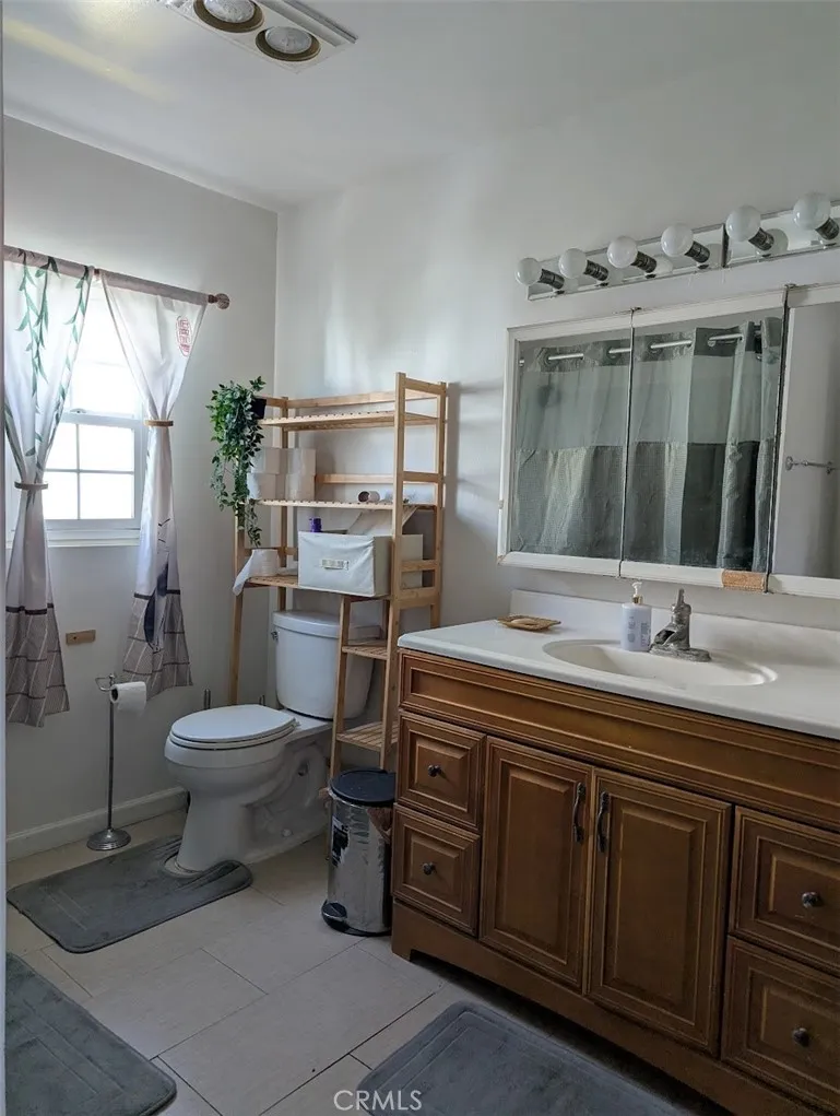 Additional image 23 of 707 N California Street, Burbank, CA 91505