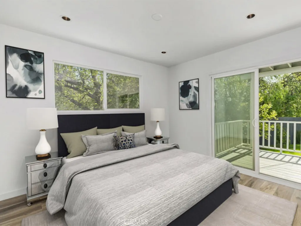 Additional image 50 of 242 W Elmwood Ave, Burbank, CA 91502