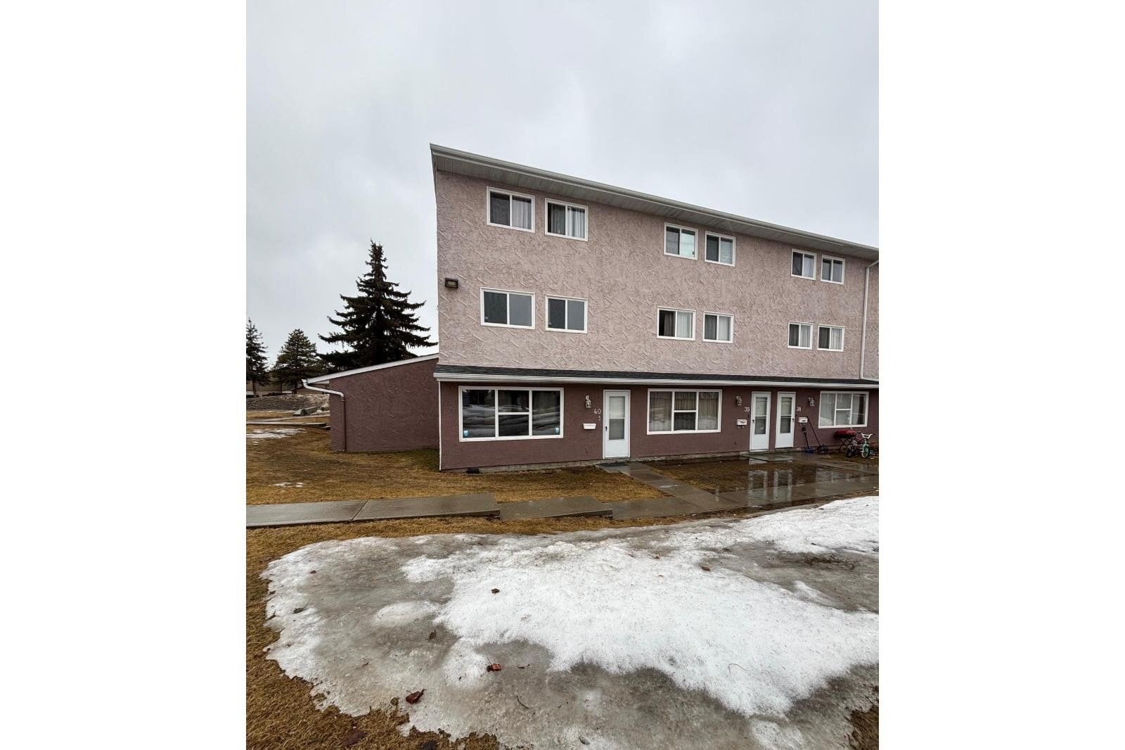 Additional image 7 of 40-13590 38 Street NW, Edmonton, AB, T5A2W7