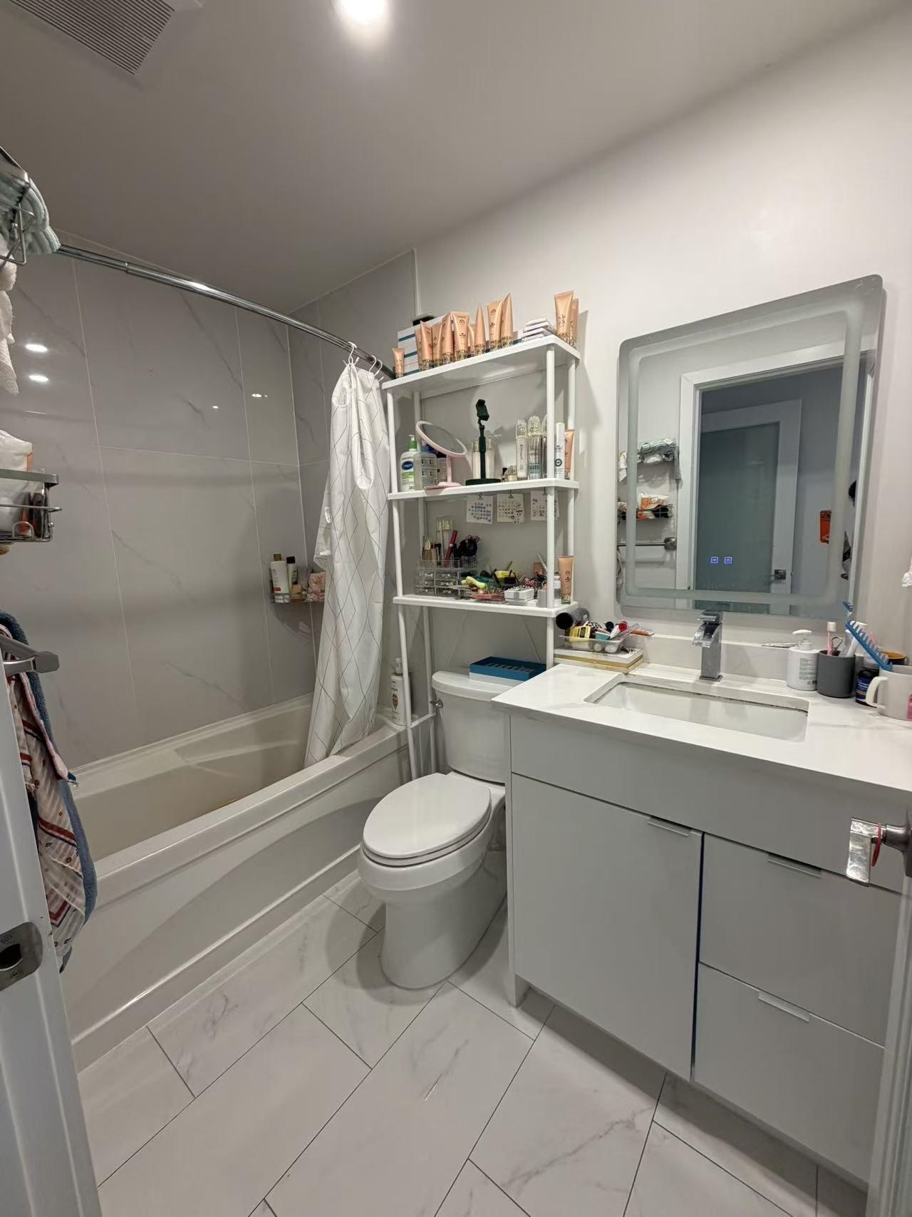 Additional image 4 of 202 ensuite-2780 Acadia Road Road, Vancouver, BC, V6T 2L3