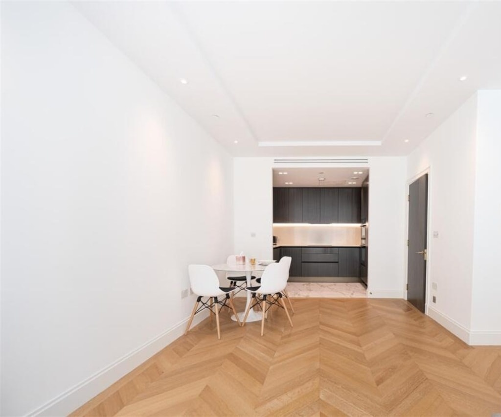 Additional image 2 of 2 Bed Flat, Millbank, SW1P, N1 7GU