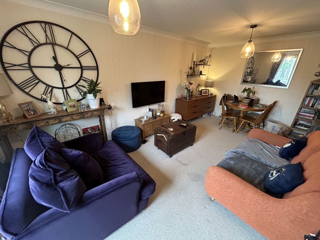 Additional image 2 of 1 bed flat for saleHeol Gouesnou, Brecon LD3