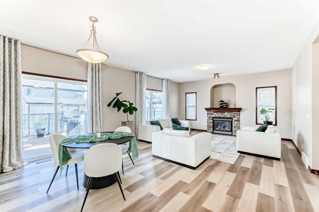 148 Hawkmere Way, Chestermere, AB, T1X 0C8