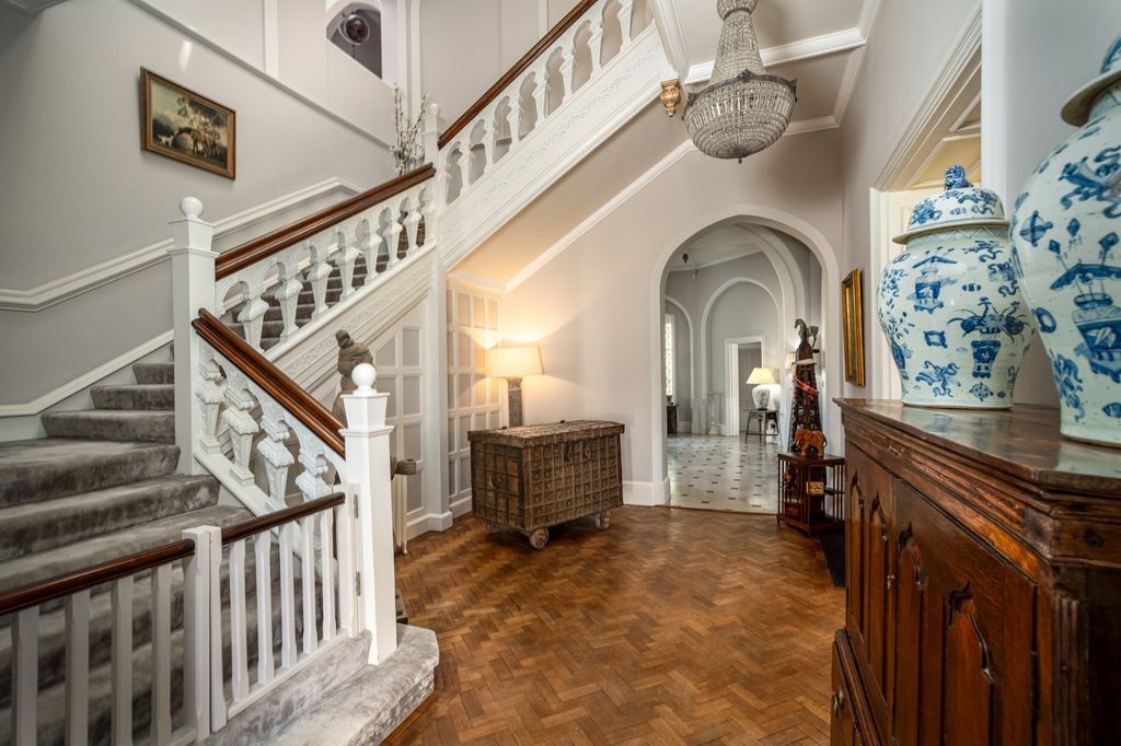 Additional image 13 of 19 bed detached house for saleBurton Hill, Malmesbury, Wiltshire SN16