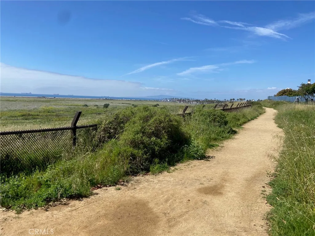 Additional image 88 of 4711 Winthrop Dr, Huntington Beach, CA 92649