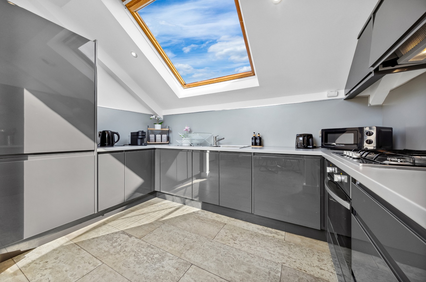 Additional image 22 of Studio Flat, United, EC1V, N1 7GU