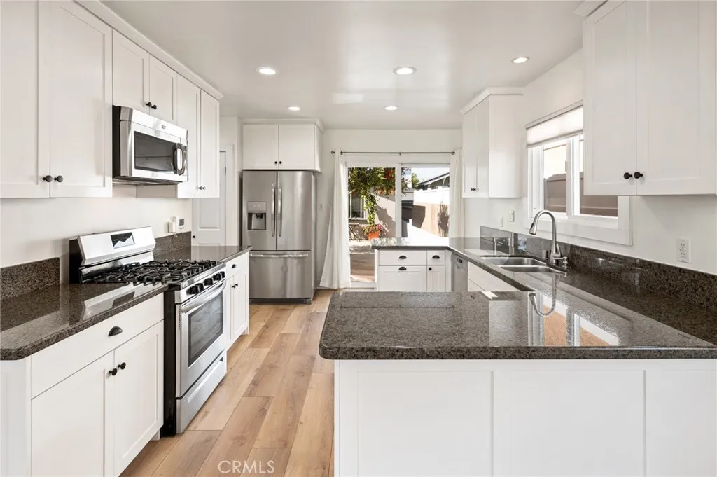 Additional image 14 of 413 N Paulina Ave, Redondo Beach, CA 90277