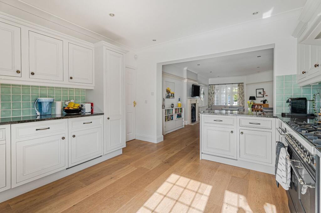 Additional image 7 of Georges Wood Road, Brookmans Park, AL9