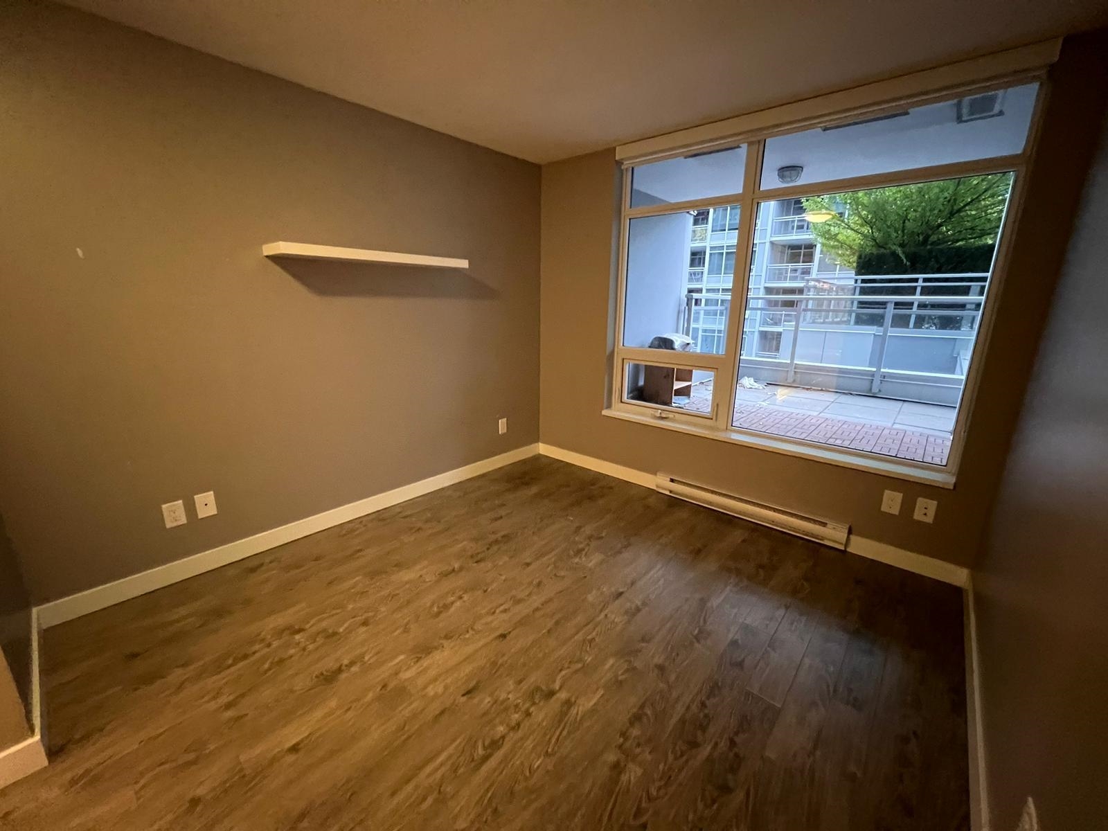 Additional image 2 of 915-6288 No. 3 Road, Richmond, BC, V6Y 0J4