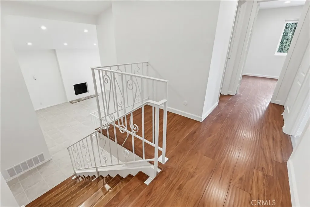 Additional image 27 of 18102 Hatteras St, Tarzana, CA 91356