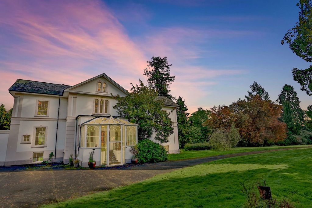 8 bed detached house for saleLlanwysg House, Llanwysg, Crickhowell, Powys NP8