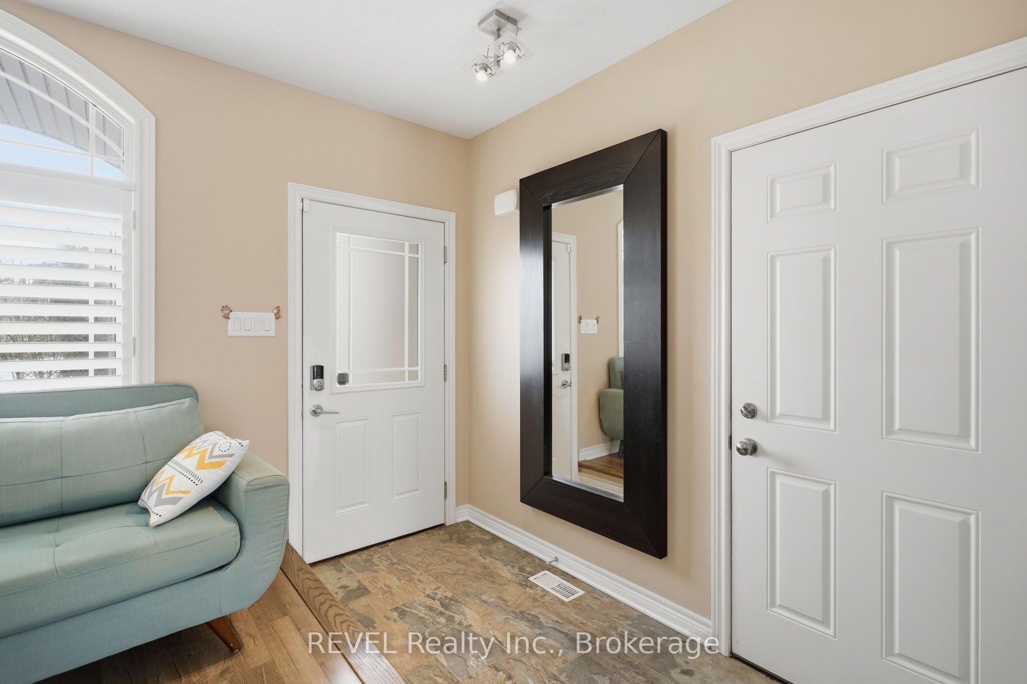Additional image 4 of 8553 Jennifer Crescent, Niagara Falls, ON, L2H 0J3