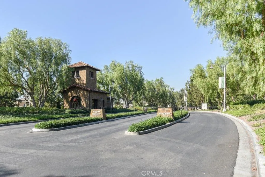 Additional image 3 of 8 last bloom, Irvine, CA 92602