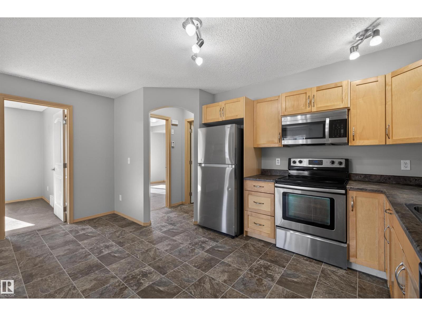 Additional image 5 of 16-604 62 Street SW, Edmonton, AB, T6X0K4