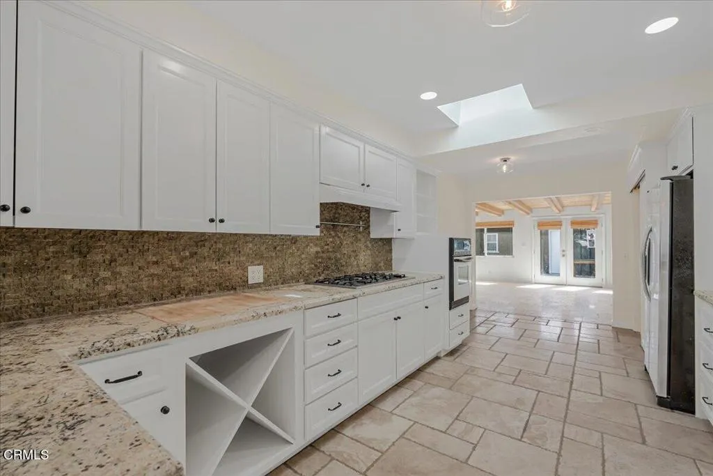 Additional image 9 of 13902 Calvert Street, Los Angeles, CA 91401