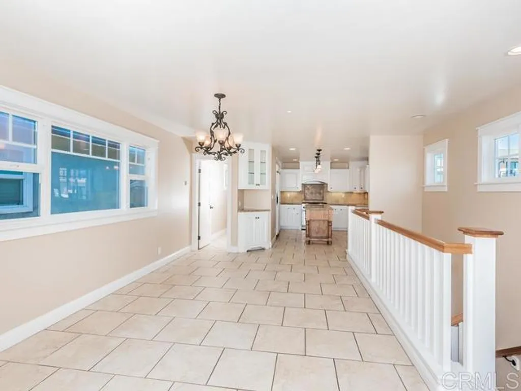 Additional image 4 of 2063 Cambridge Avenue, Cardiff By The Sea, CA 92007